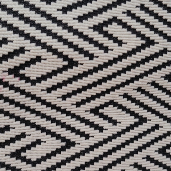 Zara Trafaluc Women's Aztec Print Pencil Skirt Size Medium - Picture 5 of 9